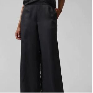 Athleta Calm Cool Pant Large $99